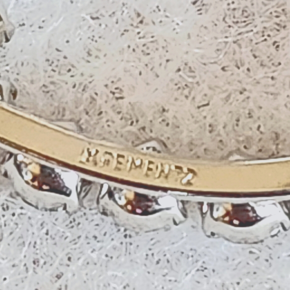 Krementz Silvertone Heart Pendant Necklace with Crystal Rhinestones. - Picture 4 of 6